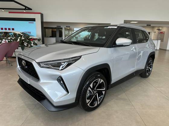 TOYOTA YARIS CROSS 1.5 VVT-I FLEX XRX CVT TOYOTA YARIS CROSS 1.5 VVT-I FLEX XRX CVT